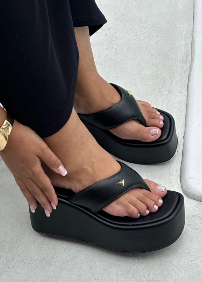 WhatsApp Image 2024-12-09 at 15.52.25 Tamanco Cindy - Imagem 3